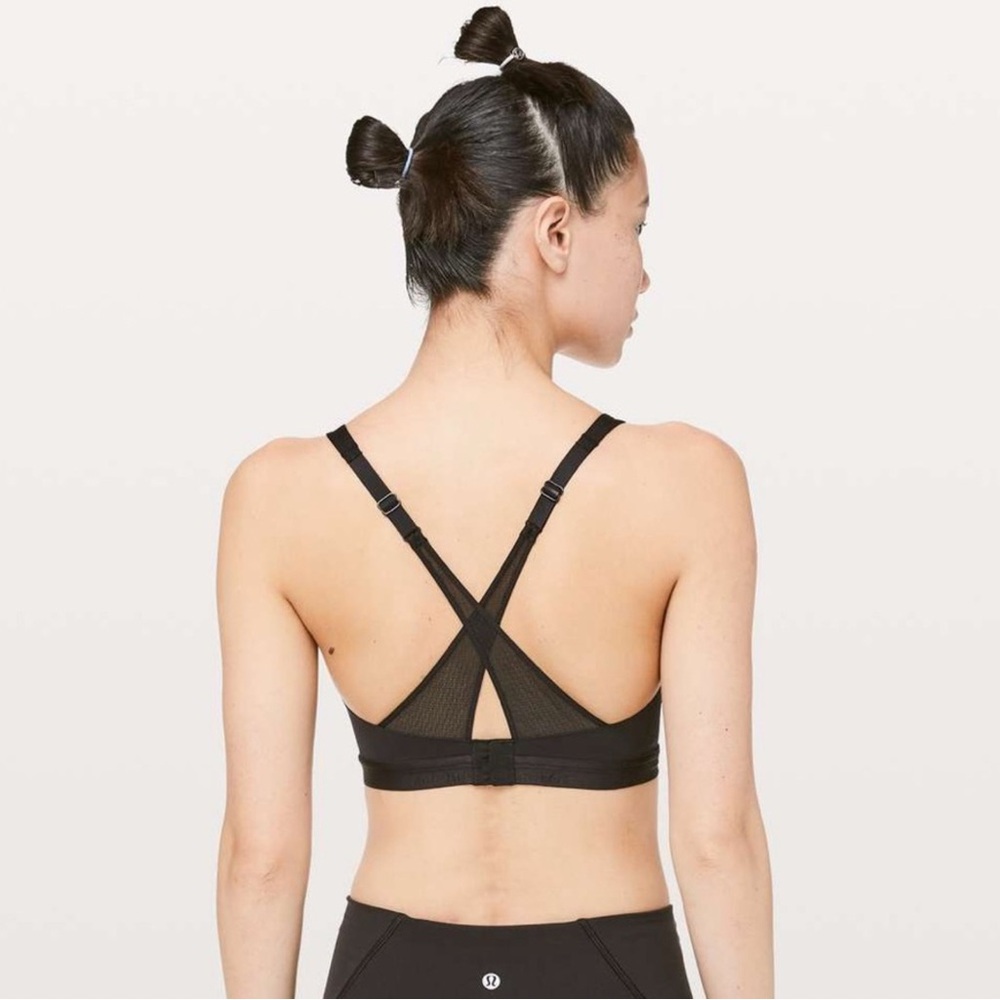 Lululemon Up For It Bra Black B/C Cup Size 8 Criss Cross Mesh Back Sculpt Fit - Picture 4 of 6